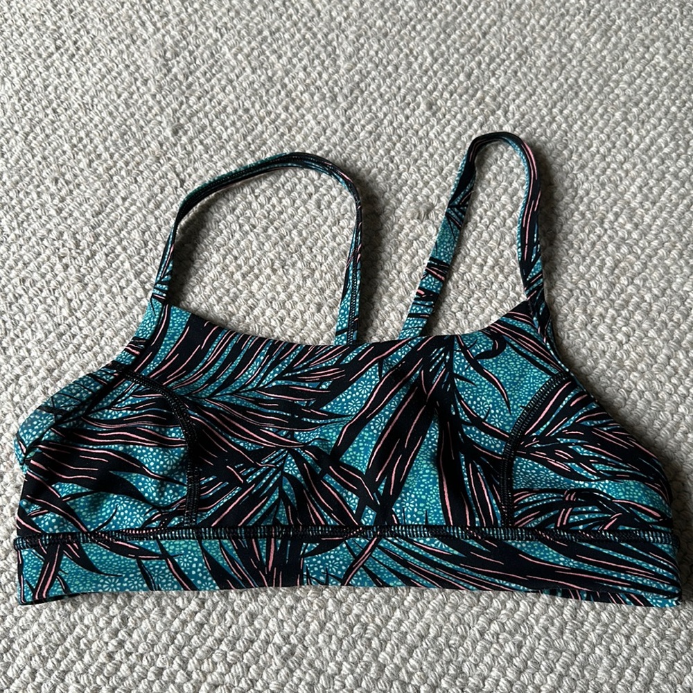 Lululemon bra